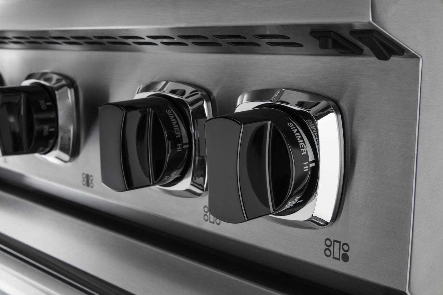 VIKING 36" Dual Fuel Range - VDR7362 Viking 7 Series Red - VDR73626BSCLP