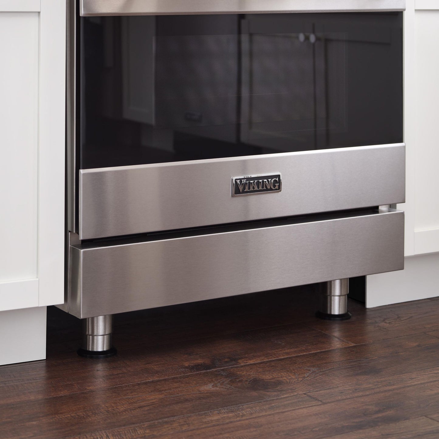 VIKING 30" Self-Cleaning Dual Fuel Range Viking 3 Series Gray - RVDR33025BNA