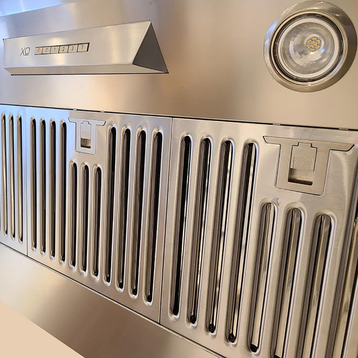 XO APPLIANCE XOIL4222SC 42" CCC 600/395 CFM liner insert hood 22in D in Stainless Steel - XOIL4222SC