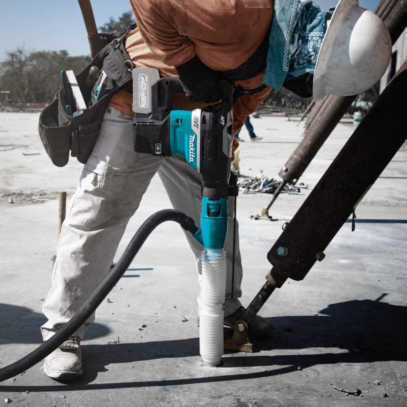 Makita  40V Max XGT Brushless Cordless 1-9/16" AVT Rotary Hammer, accepts SDS-MAX bits, AFT, AWS Capable  - GRH05Z